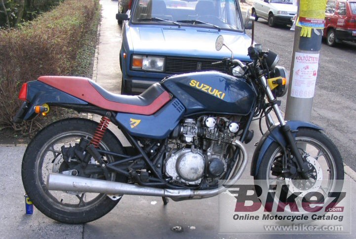 Big Renegade gs 550 m katana picture and wallpaper from Bikez.com